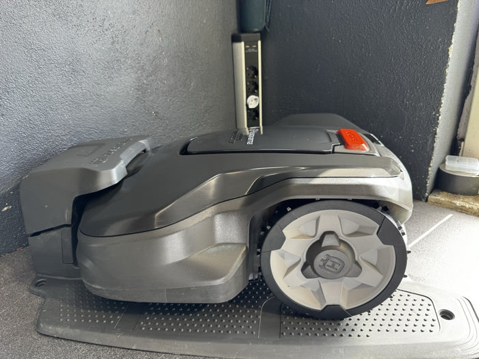 Husqvarna Automower 305 Mähroboter bis 600 m² gebraucht